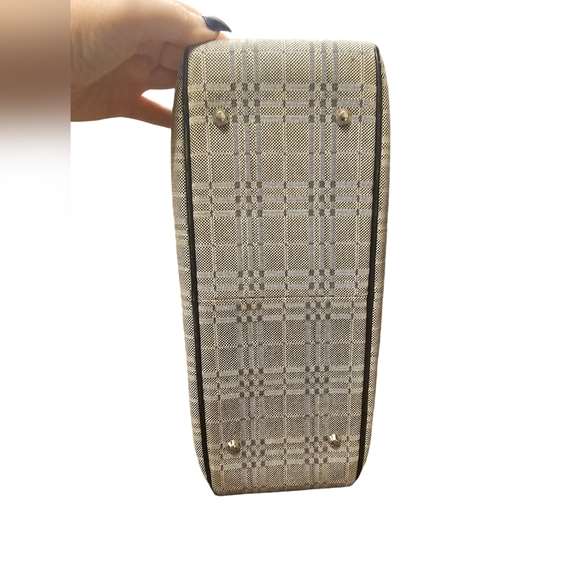 Burberry Grey Plaid Canvas Tote Bag w/ COA - Picture 5 of 15